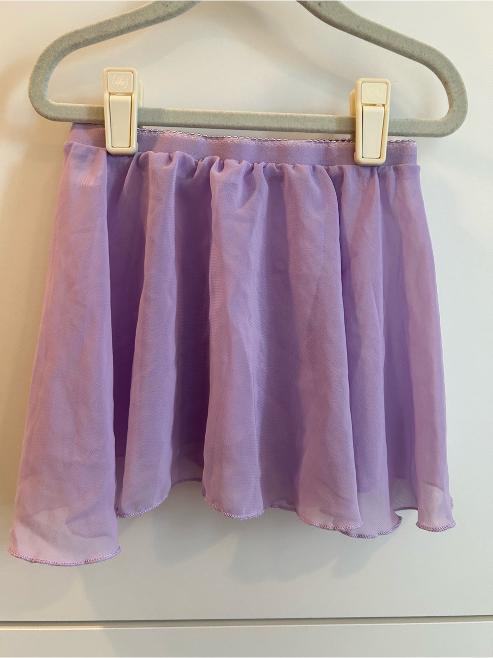 Lilac Chiffon Girl’s Dance Skirt - 130 (7/8) - Picture 4 of 5